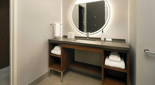 Номер Standard Courtyard by Marriott Sand City Monterey