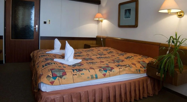 Amber Hotel Bavor, Prenota Hotel Strakonice Boemia meridionale