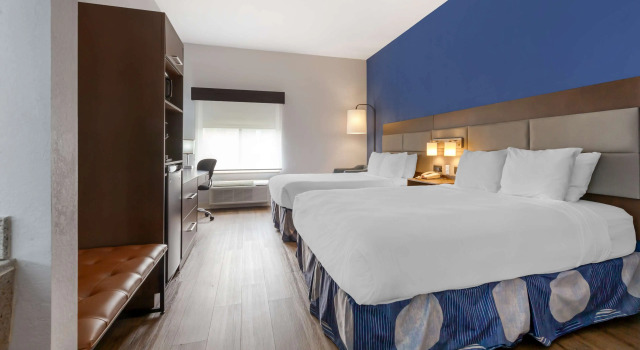 Четырёхместный номер Standard Best Western Sycamore Inn