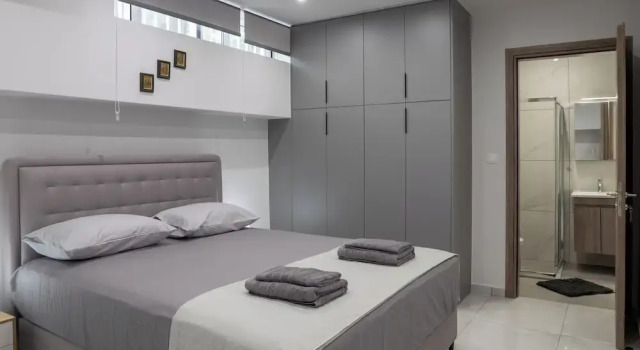 Fresh Studio in Pagrati Athens, Забронировать Апартаменты/квартира Апартаменты Афины, рядом с Храм Зевса Олимпийского, Апартаменты/квартира