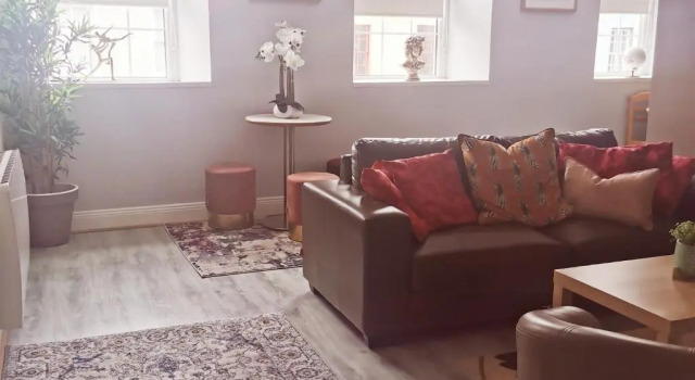 Апартаменты 360 Town Stay Apartments & Studios