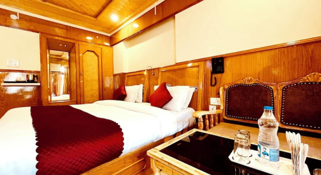 Номер Premier Hotel Amit - 5 Mins Drive to Airport
