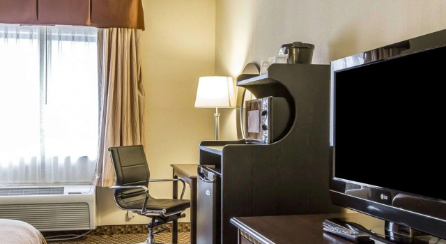 Двухместный номер Standard Quality Inn Macomb near University Area