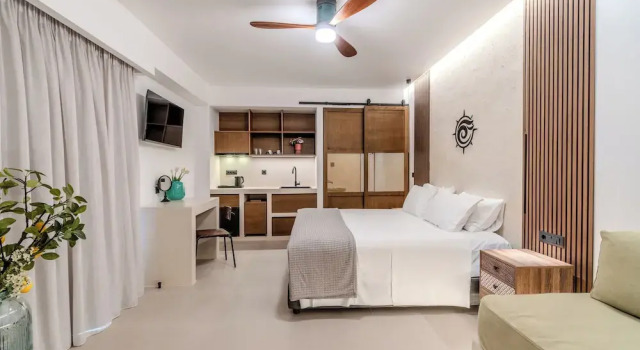 Двухместный люкс Superior с частичным видом на море VENTUS Luxury Suites