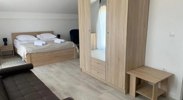 Студия Filipovic rent a car & apartments