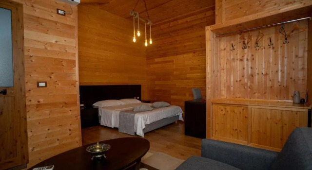 Двухместный номер Deluxe с балконом и с красивым видом из окна Hotel Shpija e Gjyshit