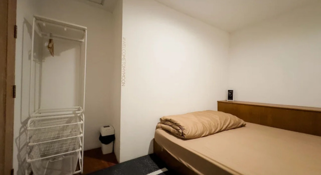 Once in a Blue Moon Cafe and Hostel, Забронировать Хостел Хостелы Чиангмай, рядом с Wat Koo Tao, Хостел