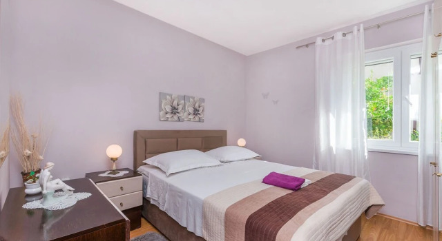 Apartment and Rooms Tatijana, Rezerwuj Apartament Hotele w Split Region z parkingiem, Parking
