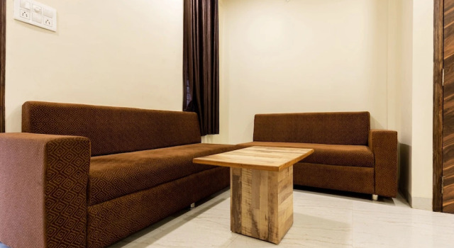 OYO 45279 Hotel Namaste