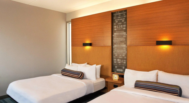 Четырёхместный номер Standard Aloft by Marriott Chesapeake