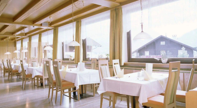 Feneberg, Rezervovat Hotel Hotely v Tyrolsko se snídaní, Snídaně