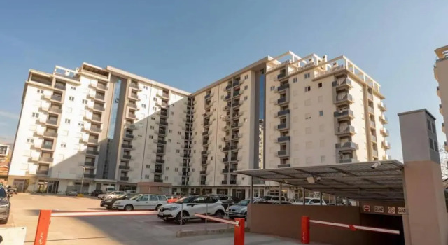 Lovely 4 person apartment with beautiful sea view, Book Apartment Bar Bar County, near Port of Bar