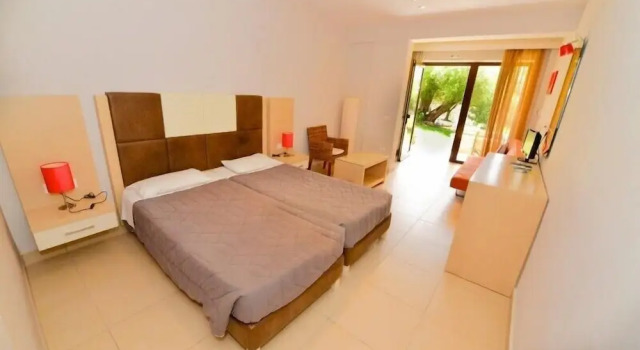 Студия с балконом Medusa Lux Apartments