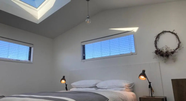 Коттедж Skylight House with Stunning Outdoor Bath