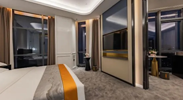 Люкс Grand Ramada by Wyndham Yichang Riverside