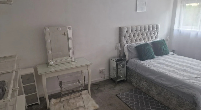 Immaculate 1-bed Apartment in Woodford Green, Buchen Sie Ferienwohnung Woodford Green Großraum London