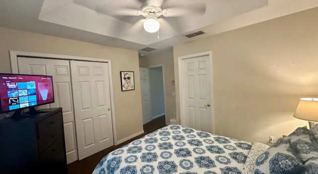 Grand Resort 3BR Compass Townhouse Near Disney 1, Rezerwuj Ośrodek wypoczynkowy Hotele w Kissimmee z parkingiem, Parking