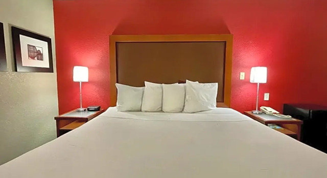 Двухместный люкс FairBridge Inn & Suites Fort Wayne