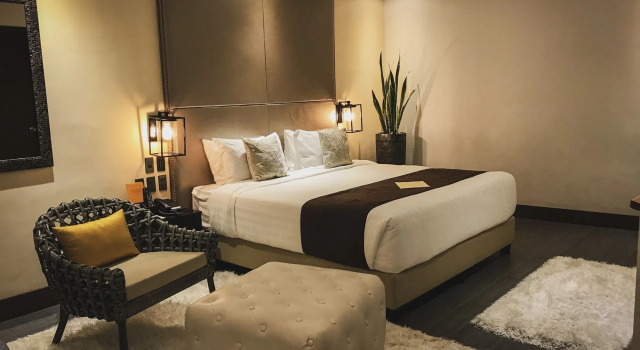 The Bourke Hotel, Book Hotel Davao City 
