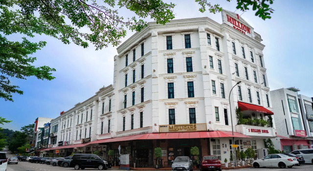 1 Million Hotel