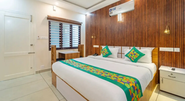 Номер Deluxe Treebo Thoduvas Star Plaza Cochin Airport