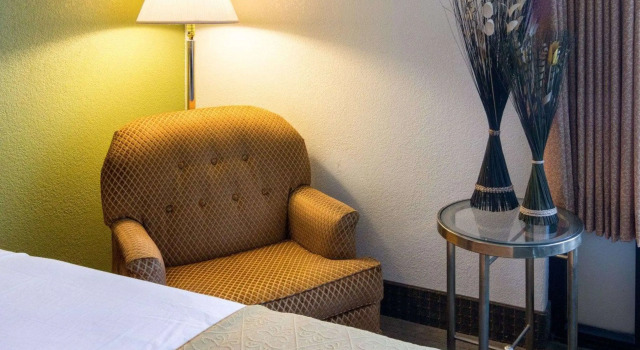 Четырёхместный номер Standard Quality Inn Shreveport Airport