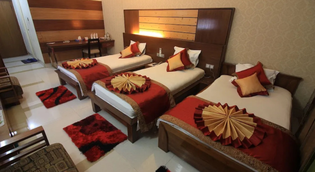 Семейный люкс c 1 комнатой с видом на город Tiger Garden Int Hotel Khulna