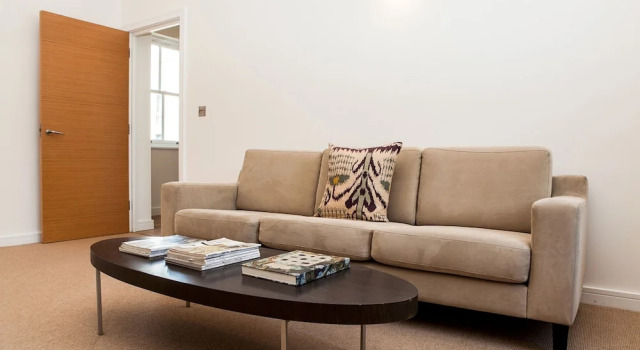 Luxurious and Spacious 3 Bed in Battersea