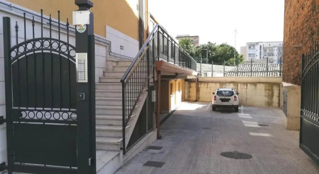 Friends & Family Apartment - Free parking car, Забронировать Апартаменты/квартира Катания Сицилия, рядом с Stadio Angelo Massimino