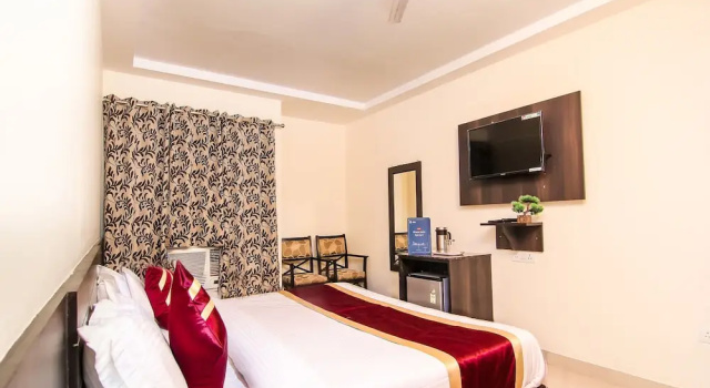 OYO 9941 Hotel P S Grand