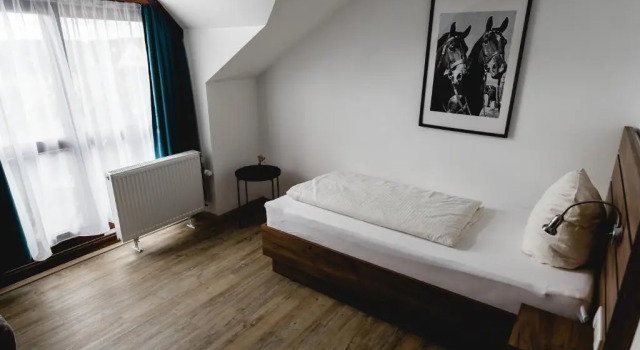 Hotel Reiterhof-Altmühlsee, Varaa Hotelli Hotellit Baijeri pysäköinnillä, Pysäköinti
