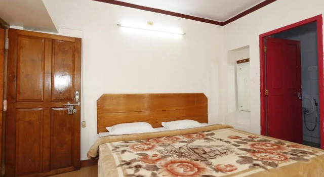Коттедж с красивым видом из окна Hotel Sri Balaji