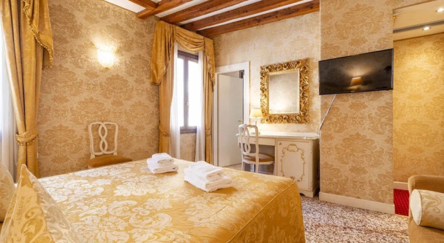 Ca di Malta Room 2 by Wonderful Italy, Забронировать Апартаменты/квартира Венеция Венето, рядом с Церковь Святого Георгия Великого