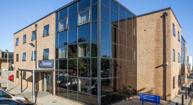 Travelodge Bedford, Rezervasyon Otel Merseyside otoparklı oteller, Otopark