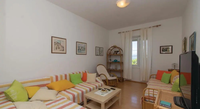Nice Home in Trpanj With Wifi and 3 Bedrooms, Rezerwuj Hotel Trpanj Pelješac