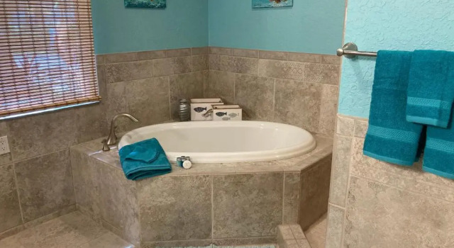Студия 3Gulls Inn Ozona-Boutique Hotel-Steps from Restaurants & Brewery-SwimSpa Pool-Pet Friendly