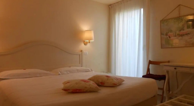 Трёхместный номер Standard Hotel Atlantic