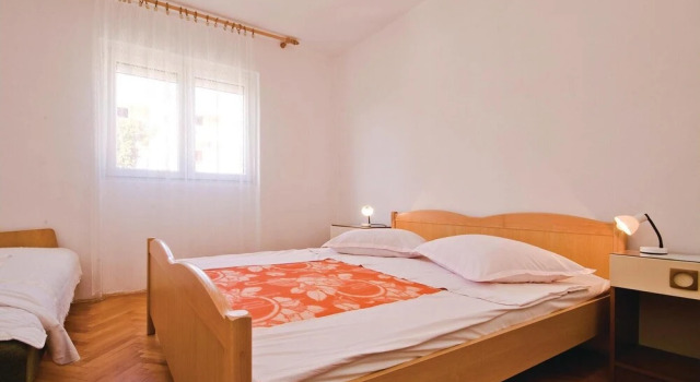 Amazing Apartment in Posedarje With 3 Bedrooms and Wifi, Réserver Appartement Posedarje Comitat de Zadar