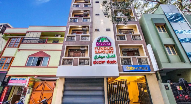 FabHotel Grand Savoury Fandhook, Rezervovat Hotel Hotely v Bangalore s parkováním, Parkování