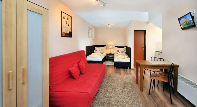 Aplend Villa Studios, Rezervovat Vila Hotely v Prešovský kraj s parkováním, Parkování
