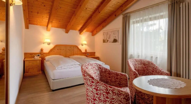 Двухместный номер Standard Мансарда с видом на горы Hotel Villa Eden