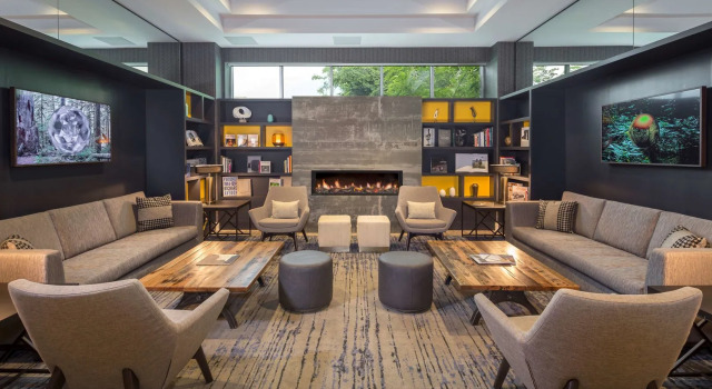 The Summit Hotel, Забронировать Отель Цинциннати штат Огайо