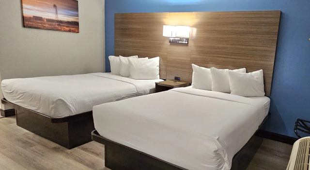 Days Inn by Wyndham Victoria TX East, Book Hotel Victoria Houston