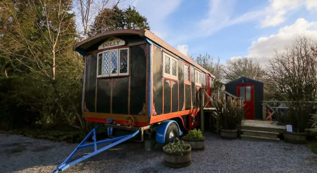 Коттедж Dolly the Circus Wagon