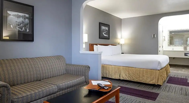 Двухместный номер Standard Atherton Park Inn and Suites