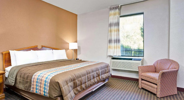 Двухместный номер Standard Days Inn by Wyndham Hernando
