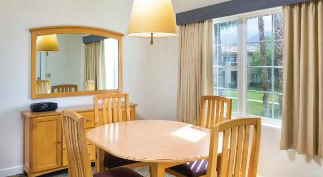 Номер Standard Worldmark Cathedral City