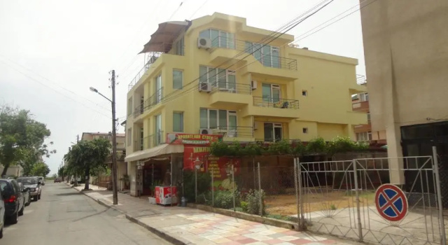 Jelezchevi Guest Rooms, Забронировать Гостевой дом Отели Приморско с парковкой, Парковка