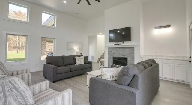 Bright Cotter Vacation Rental w/ White River Views, Varaa Lomakoti Cotter 