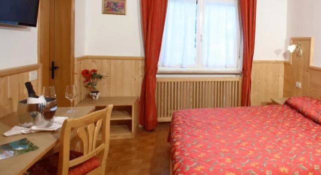Hotel Zurigo, Забронировать Отель Мольвено Паганелла